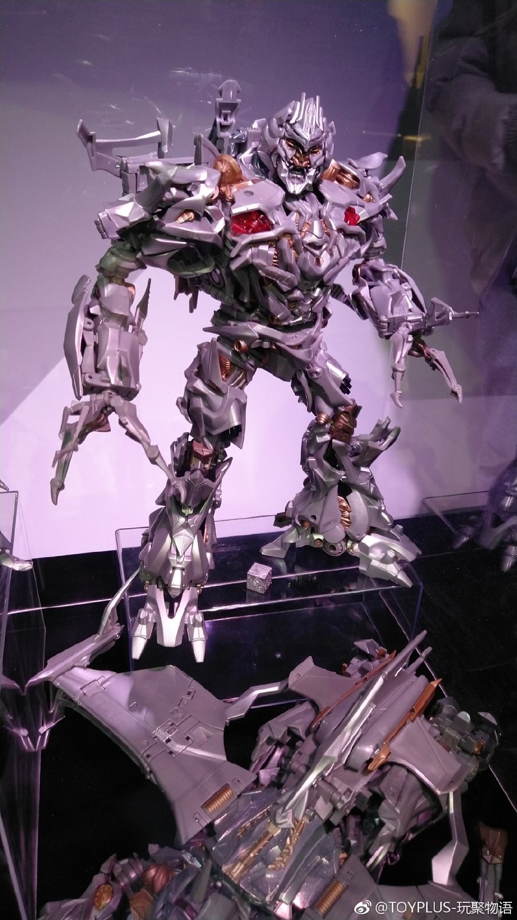 MPM-8 Masterpiece Movie Megatron Revealed With Option Parts To Go